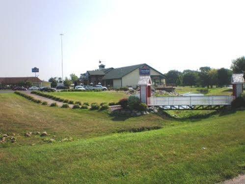 Americinn Belle Plaine Bagian luar foto
