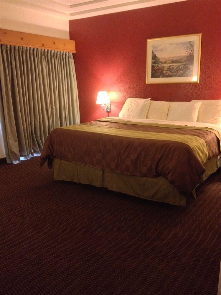 Americinn Belle Plaine Bagian luar foto